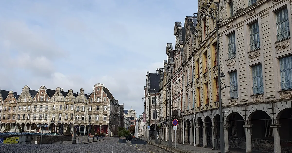 view of the Grand Place and its Baroque houses